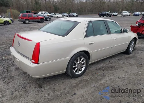 2011 Cadillac Dts Luxury Collection z USA, uszkodzony, nr VIN 1G6KD5E66BU138678